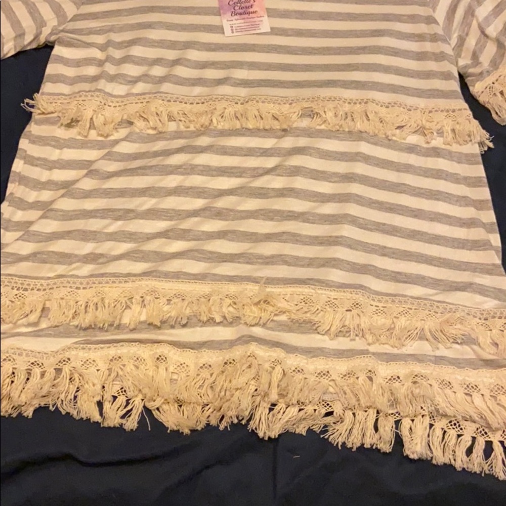 Fringed top - Picture 3 of 4